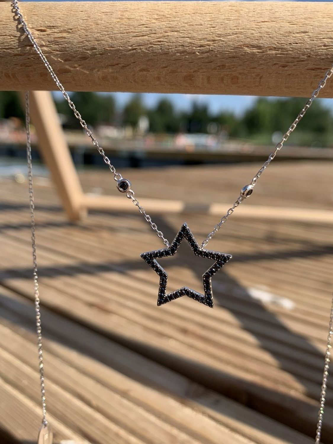 Naszyjnik srebrny gwiazdka z czarnymi cyrkoniami Dall'Acqua N BY 191 087.jpg